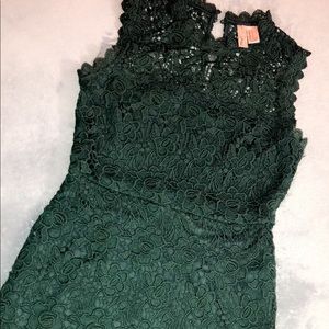 Forever 21’s Short Emerald Crochet Dress. Size S
